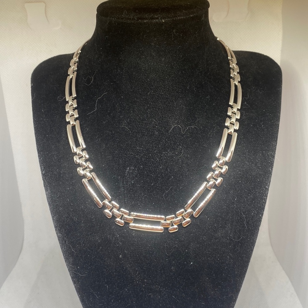 Vintage Monet Collar Necklace